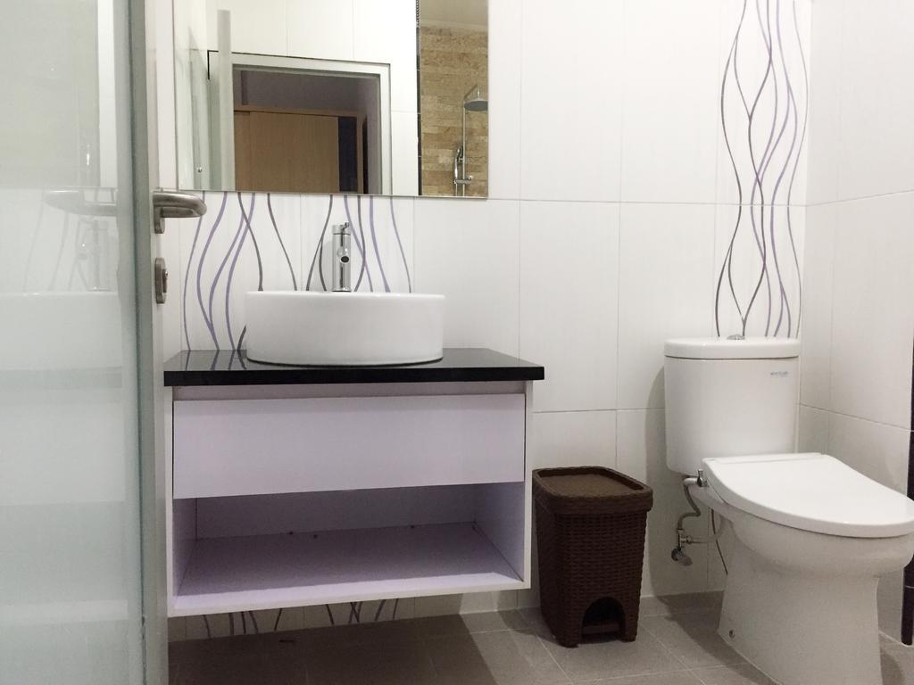 Legian Tom Guest House מראה חיצוני תמונה