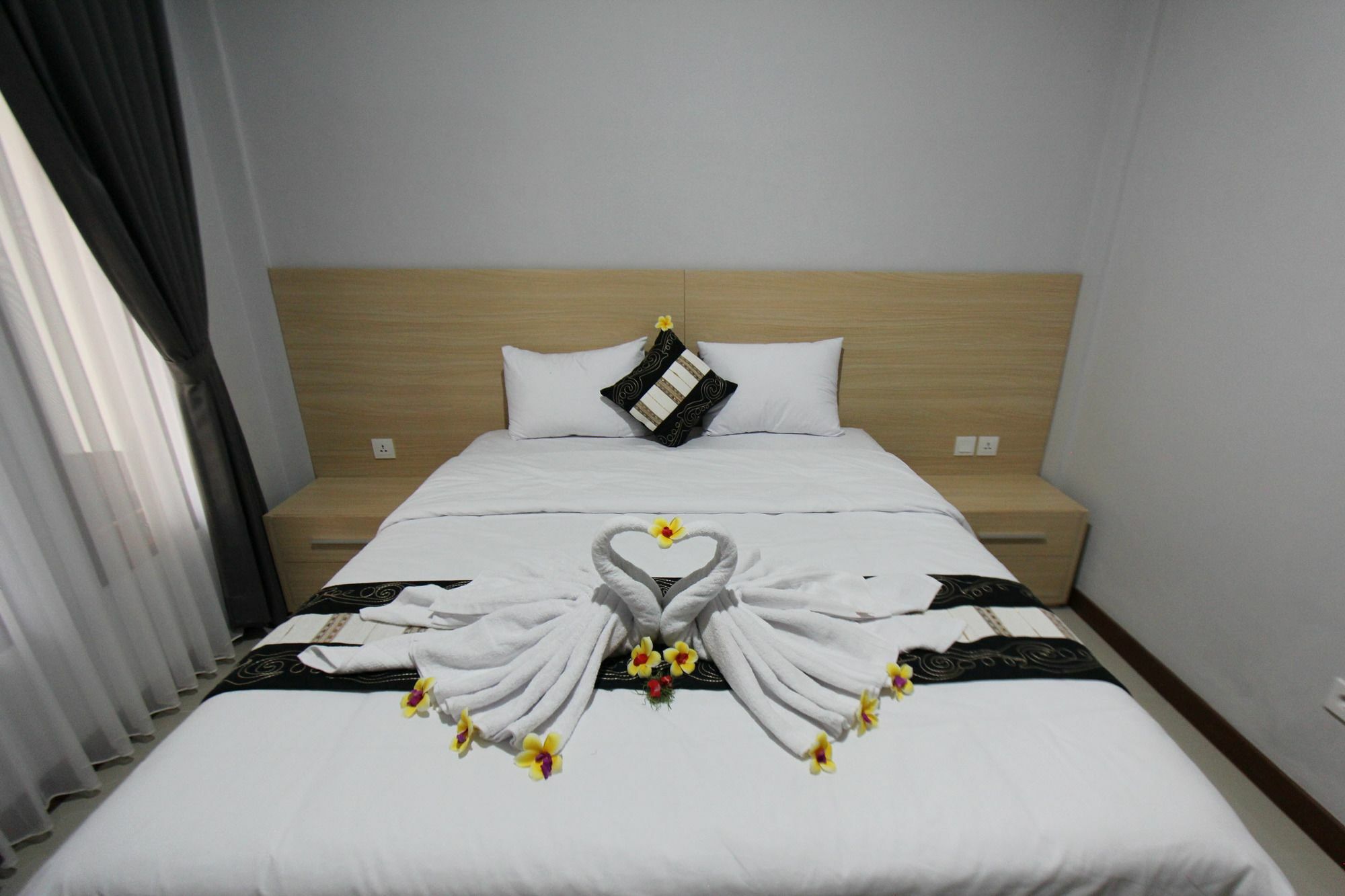 Legian Tom Guest House מראה חיצוני תמונה