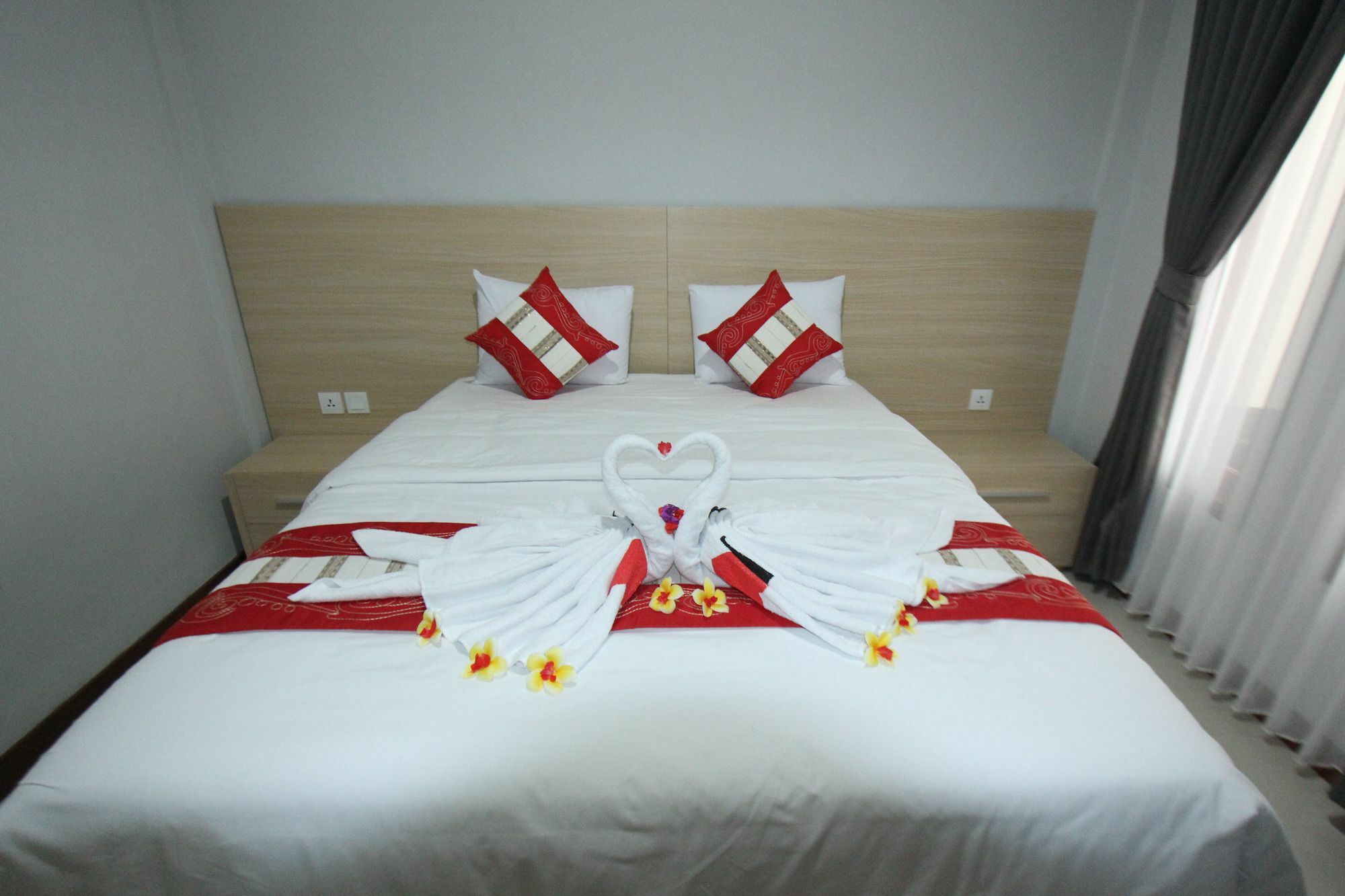Legian Tom Guest House מראה חיצוני תמונה